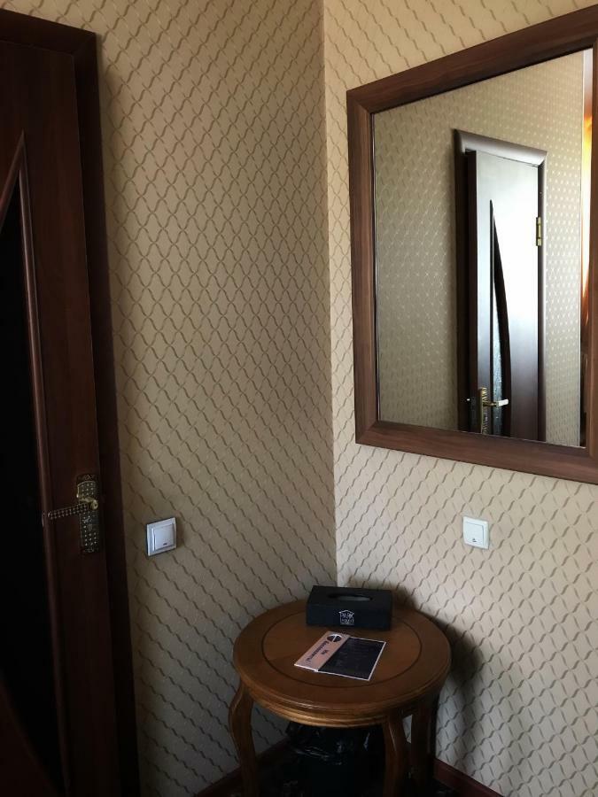 Park House Taldykorgan Otel Dış mekan fotoğraf